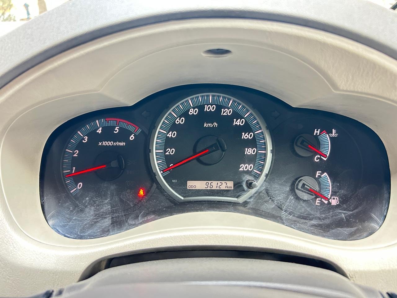 Innova 2.5 V
